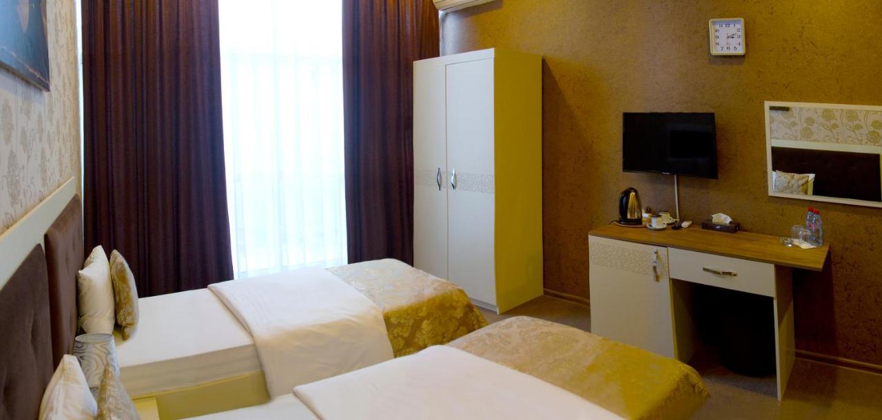 Center Khagani Hotel Баку Екстериор снимка