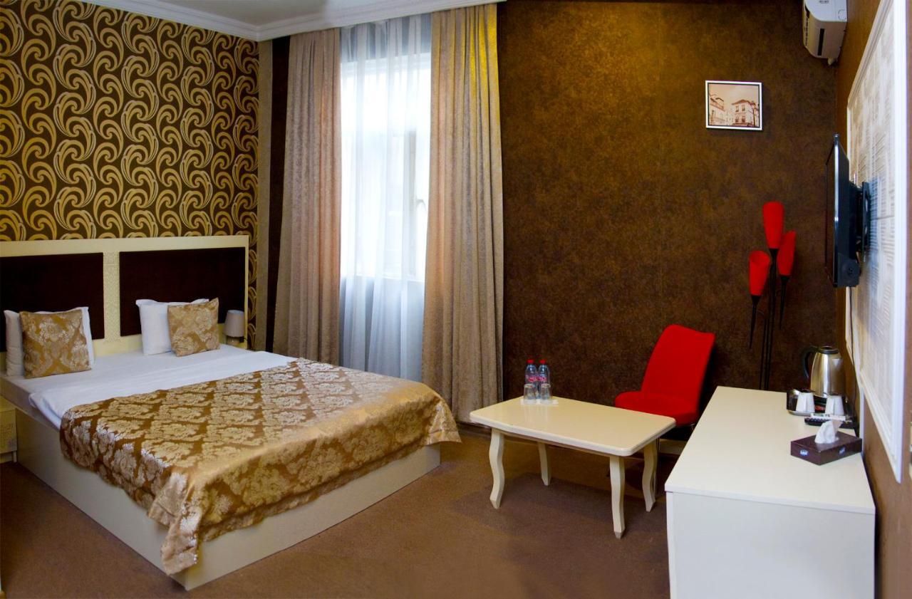 Center Khagani Hotel Баку Екстериор снимка