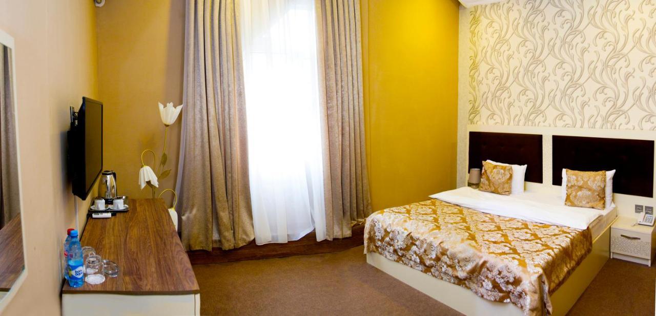 Center Khagani Hotel Баку Екстериор снимка