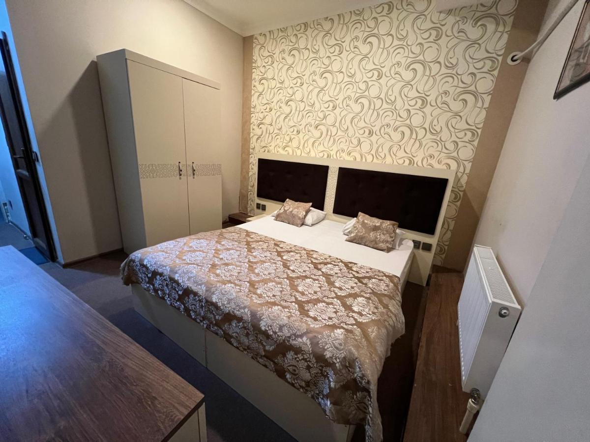 Center Khagani Hotel Баку Екстериор снимка